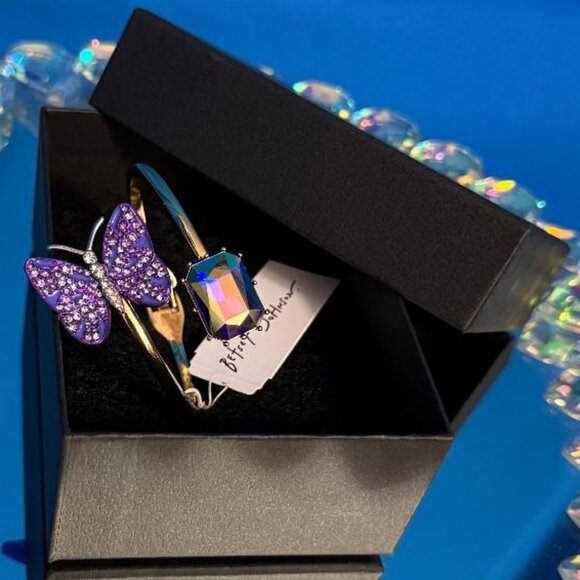 NEW BETSEY JOHNSON PURPLE BUTTERFLY & IRIDESCENT JEWEL GEM TYPE HINGED BRACELET - Picture 12 of 13